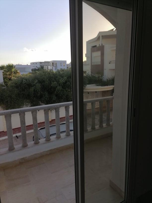 Hammamet Zone Hoteliere Location Appart. 4 pices Appartement s3  150 m de htel sultan