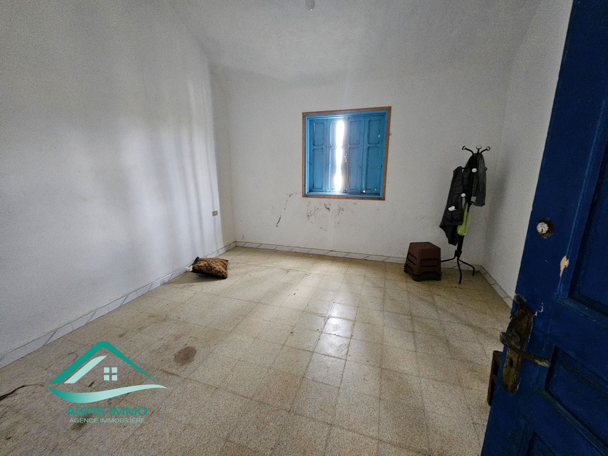 El Haouaria El Haouaria Vente Maisons Maison 2200 m2  borj salhi hawaria