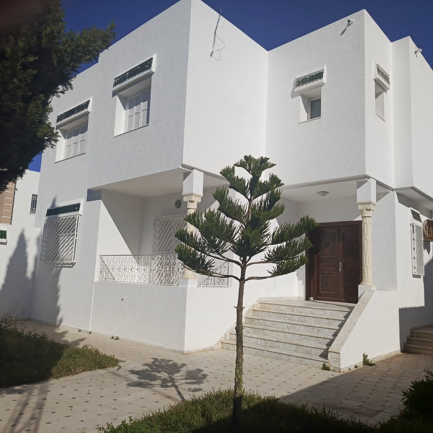 El Menzah El Menzah 9 Location Autre Villa s5 avec jardin  menzeh 9c