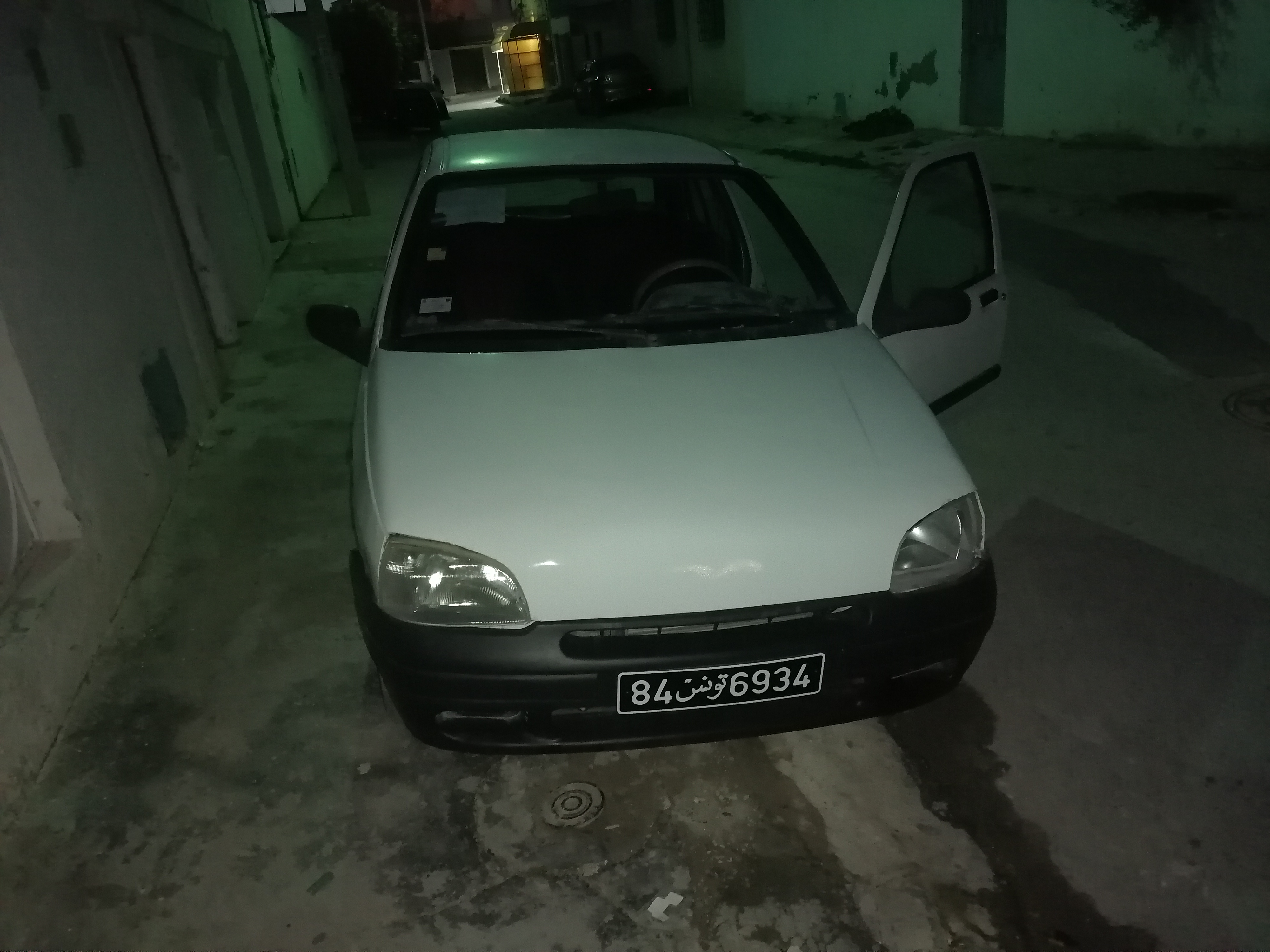 Le Bardo Cite Du Stade Renault Clio Clio chipie annee 1998