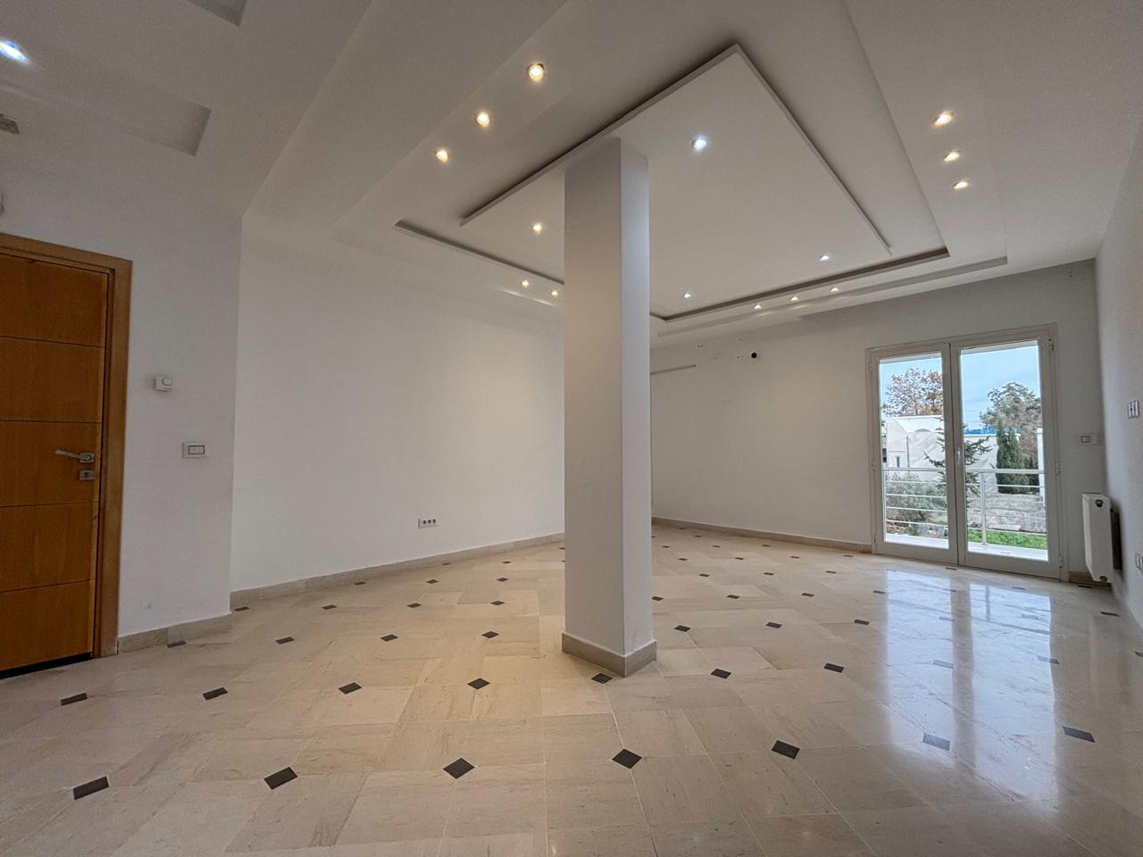 Ain Zaghouan Ain Zaghouan Location Appart. 3 pices Appt s2 de 120m2  ain zaghouan nord