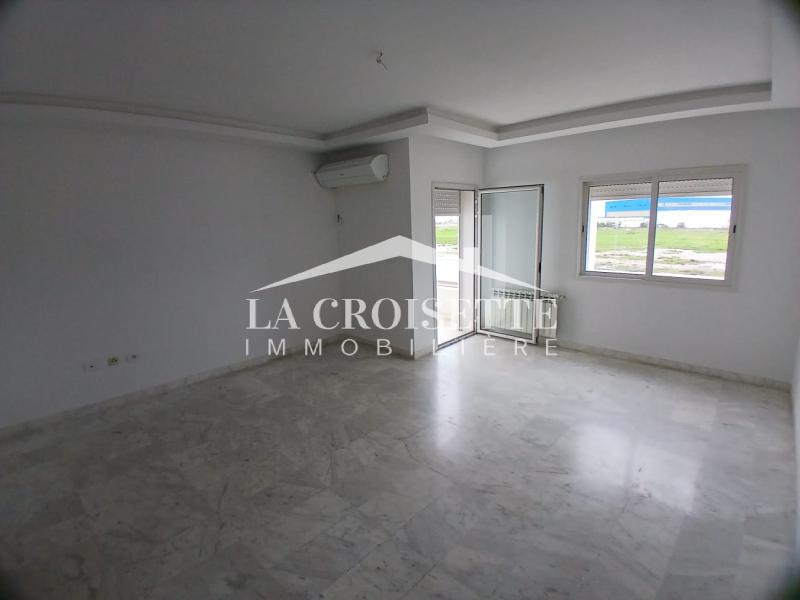 La Soukra La Soukra Location Appart. 4 pices Appartement s3  la soukra mal1397