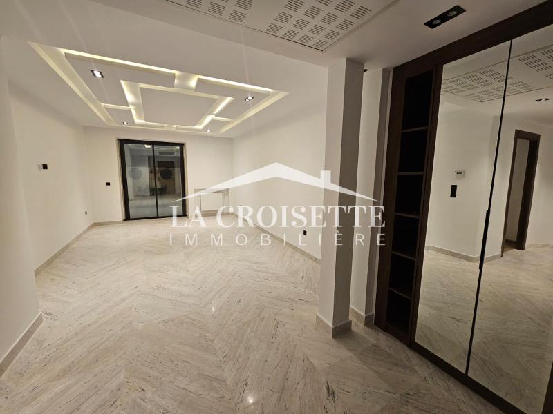 Ain Zaghouan Ain Zaghouan Location Appart. 5 pices+ Duplex avec terrasse  ain zaghouan nord mdl0641