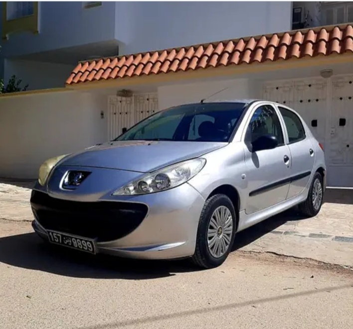 Belkhir Bou Blel Peugeot 206+ 206plus en bon tat