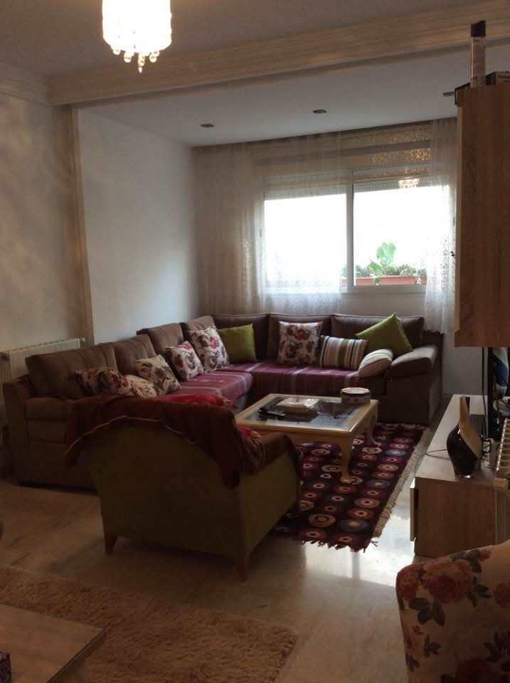 La Soukra Cite Hedi Nouira Location Appart. 4 pices Appartement spacieuse