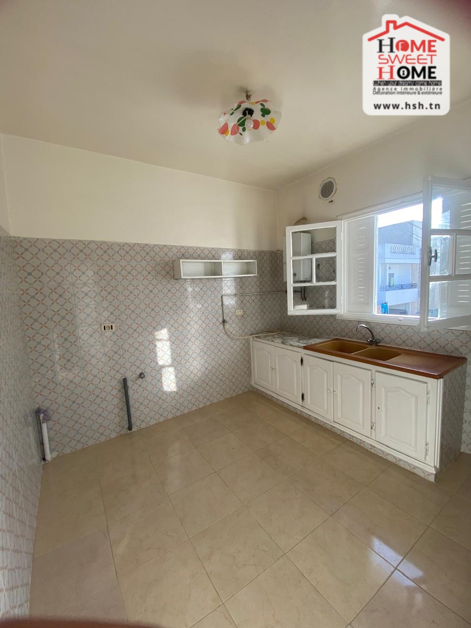 La Marsa Cite Des Juges 2 Location Appart. 4 pices Etage de villa demir  la marsa