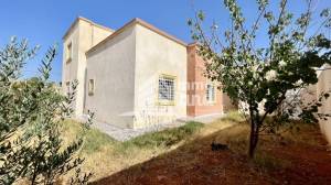 Sidi Thabet Cite Afh Vente Maisons Villa de 210 m sur terrain de  435