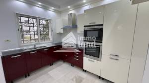 Ariana Ville El Menzah 8 Location Appart. 1 pice Appartement s2 de 120m2  menzah 8