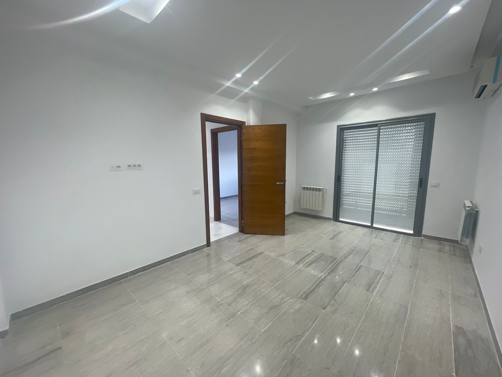 Ariana Ville Cite Ennasr 2 Location Appart. 3 pices Appartement s 2 ht standing cit nasr