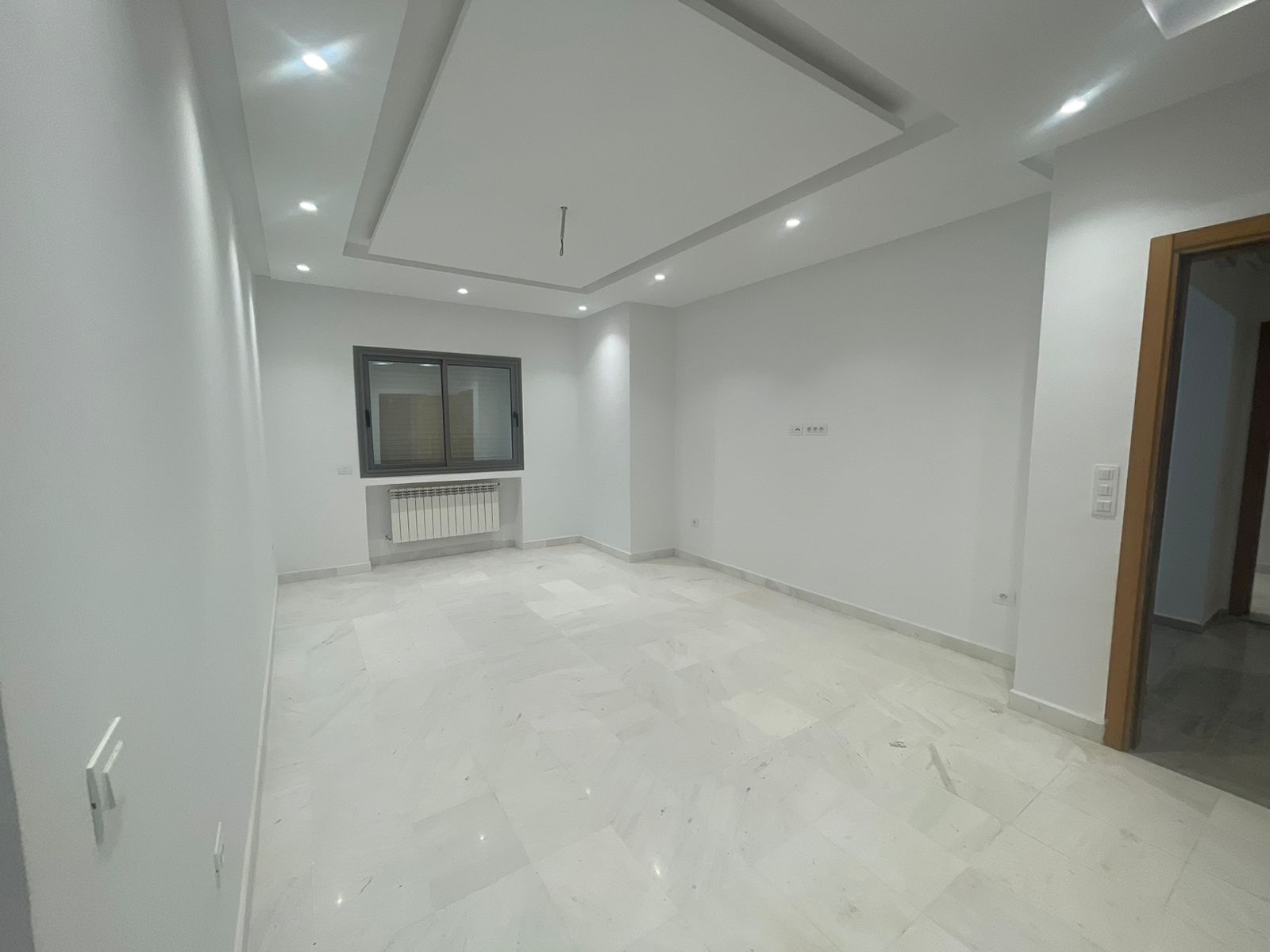 Ariana Ville Cite Ennasr 2 Location Appart. 3 pices Appartement s 2 ht standing cit nasr