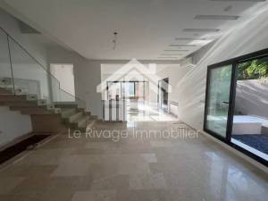 La Marsa Gammart Location Maisons Villa s4  gammarth avec piscine et ref255a