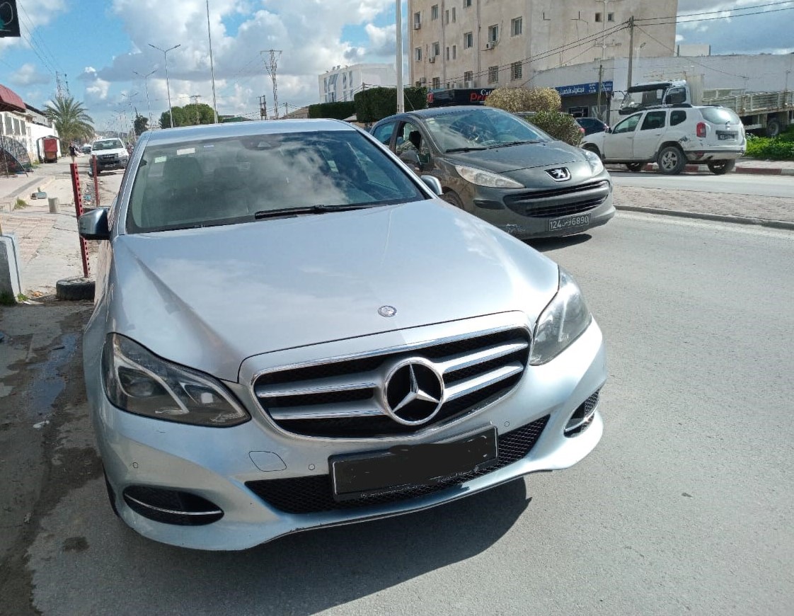 Oued Ellil Oued Ellil Mercedes 200 Mercedes e200