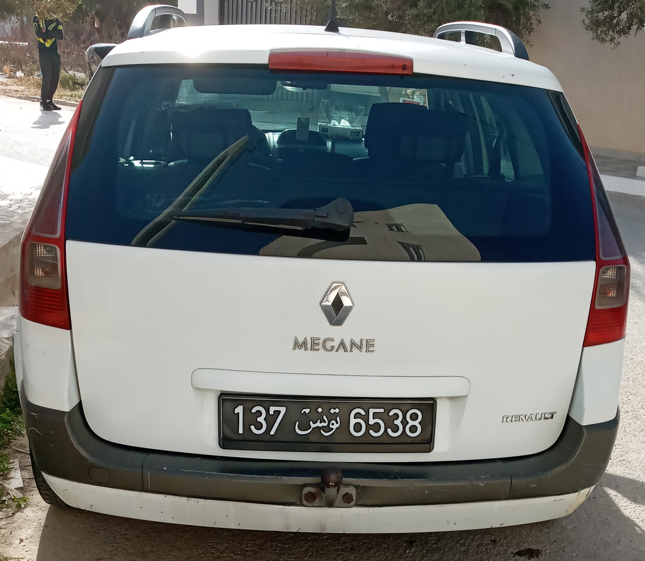 Monastir Cite Erriadh Renault Megane Meganne en bonne etat