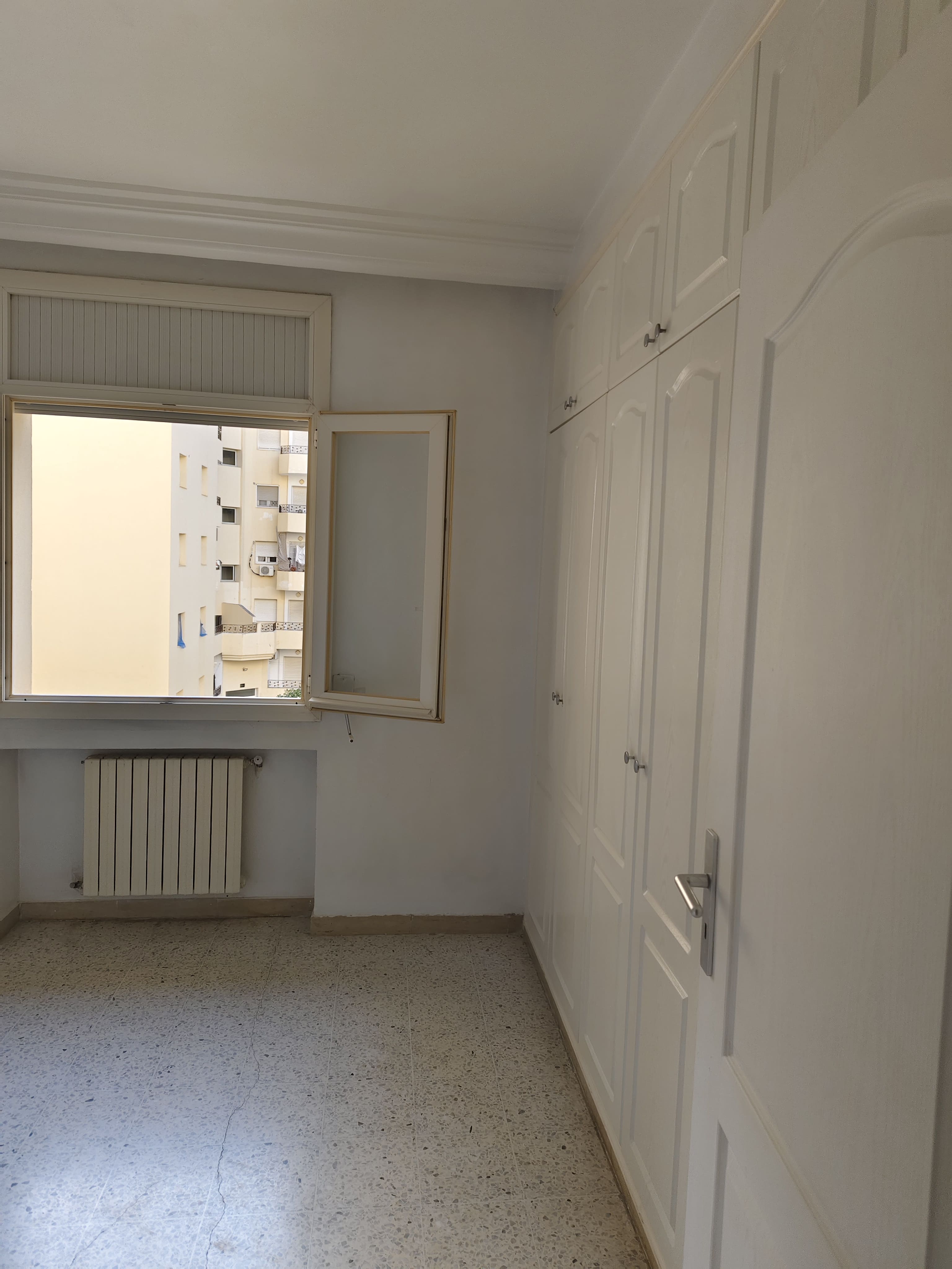 Ain Zaghouan Ain Zaghouan Location Appart. 3 pices Appartement cit les palmeraies