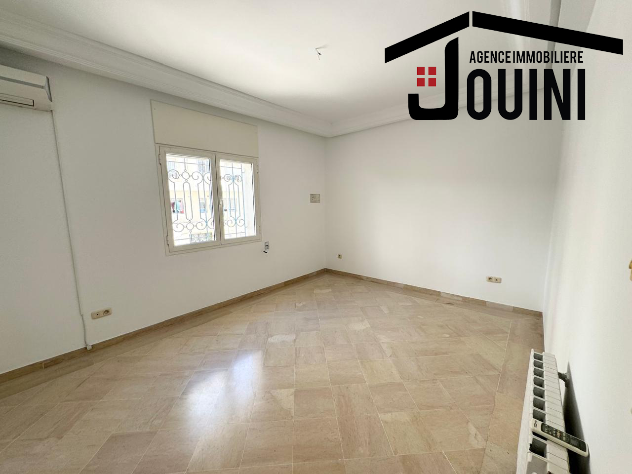 Ariana Ville Cite Ennasr 1 Vente Appart. 4 pices Appartement s3 a cite ennasr