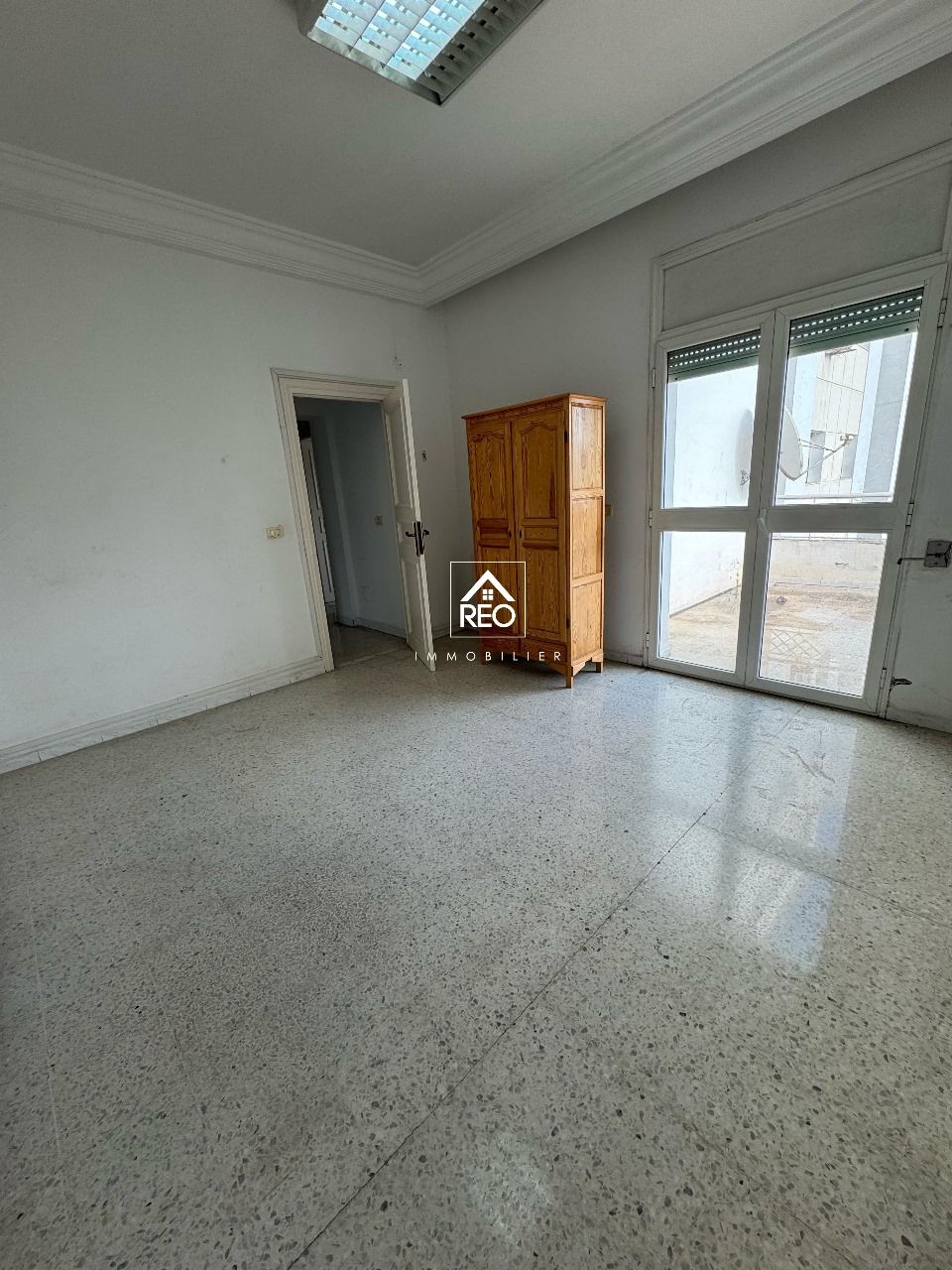 La Soukra La Soukra Vente Appart. 3 pices Un appartement s3 luxueux la soukra