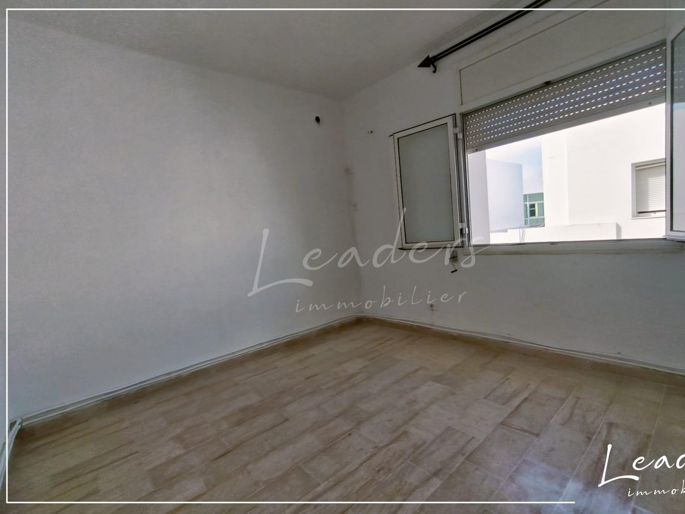 La Soukra Aeroport Tunis Carthage Vente Appart. 3 pices Appartement s3  la soukra  confort et modernit