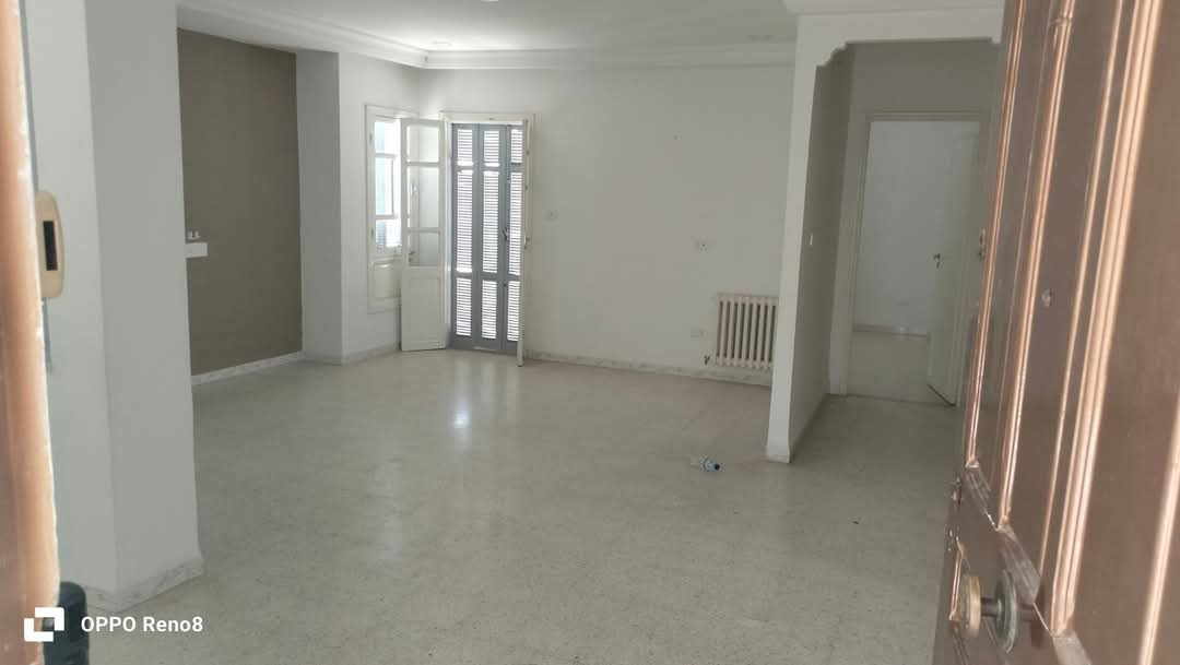 El Mourouj Cite Erriadh 2 Vente Appart. 2 pices Trs belle appartement s2