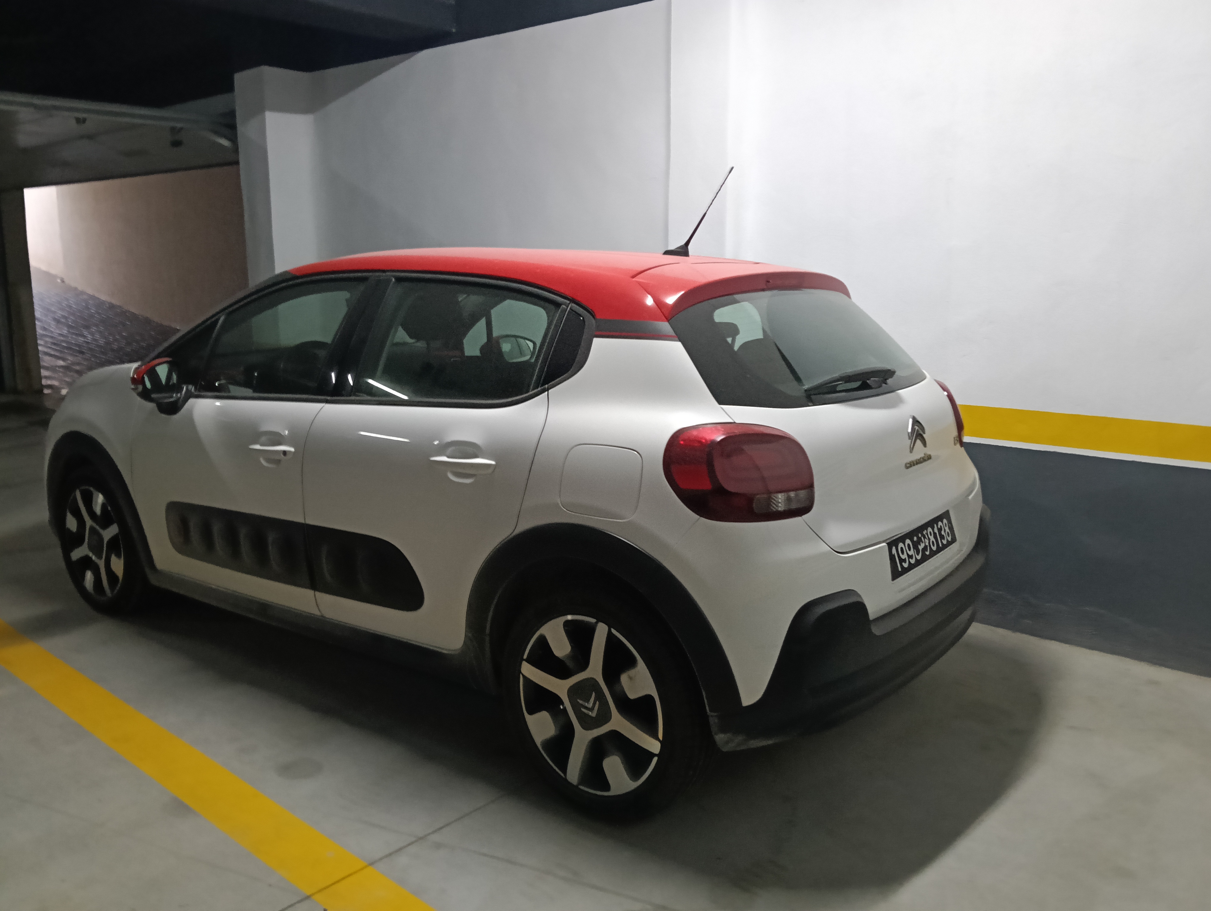 La Soukra Chotrana 1 Citroen C3 C3 shine tres bien entretenue